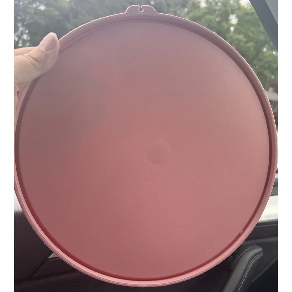 2 VTG TUPPERWARE (1) Round Dome Sheer Replacement Lid #1865-1 And 1 Pink 1832-5